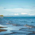 With Pool In 54751 Apartman