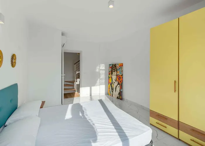 With Pool In 54751 Bibione